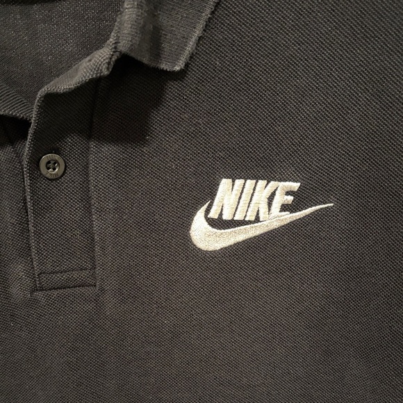 Nike Men's Polo Shirt in Black - Picture 3 of 4